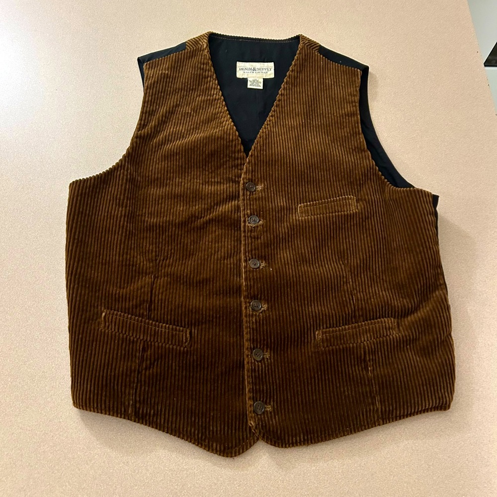 Ralph Lauren corduroy vest ( Large )